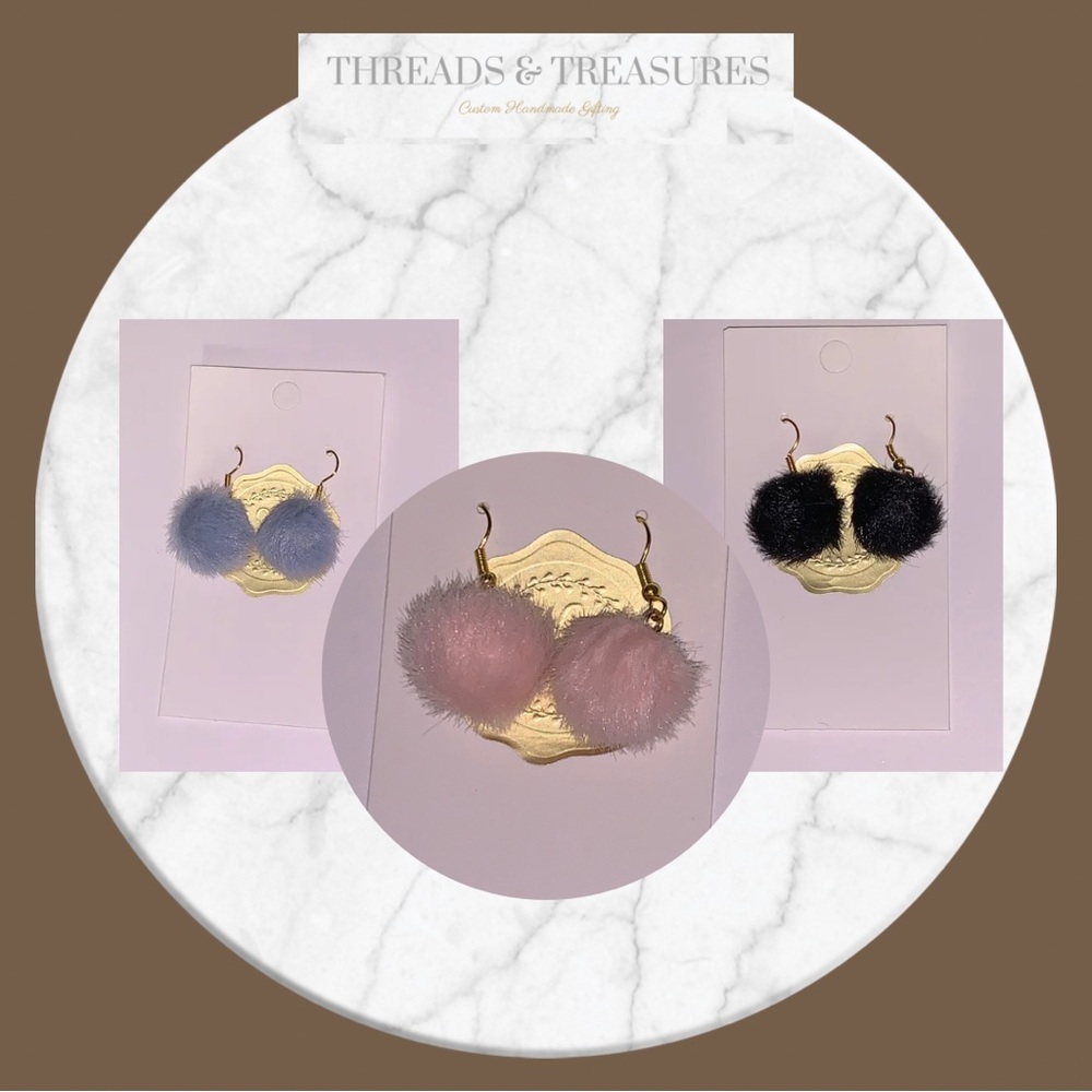 Pom Pom Earrings